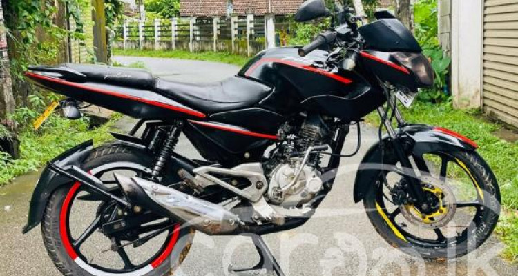 BAJAJ PULSAR 2012