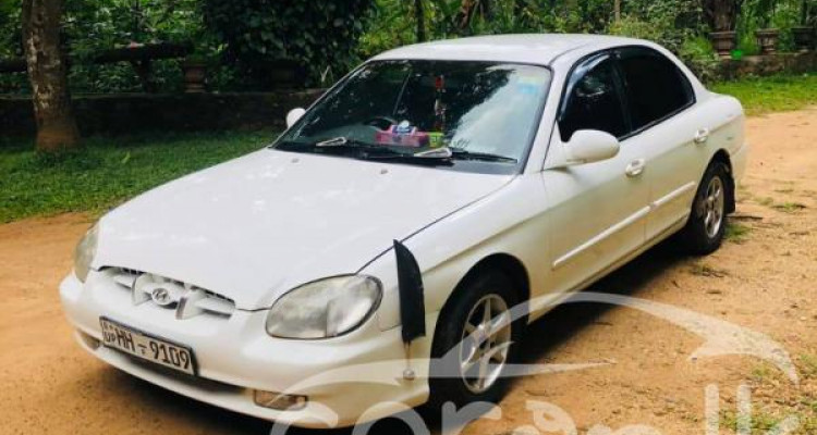 HYUNDAI SONATA 2000