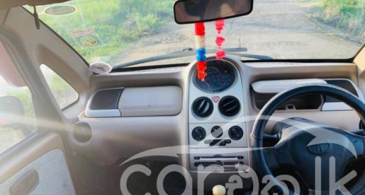 TATA NANO 2014