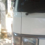TOYOTA HIACE 1988