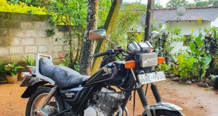 HONDA CBX125 2000