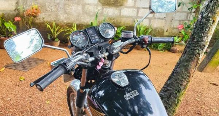 HONDA CBX125 2000
