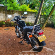HONDA CBX125 2000