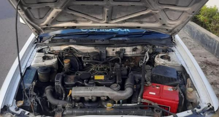 NISSAN BLUEBIRD 1997