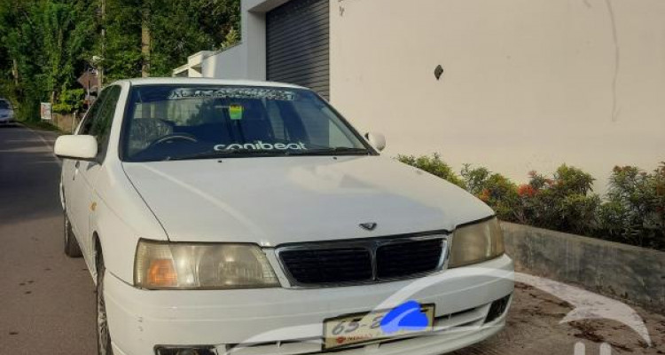 NISSAN BLUEBIRD 1997