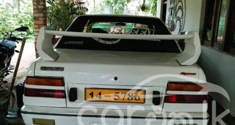 MITSUBISHI LANCER C12 1986
