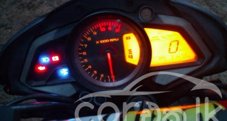 BAJAJ PULSAR NS 150 2017