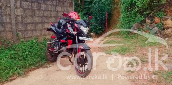 BAJAJ PULSAR NS 150 2017