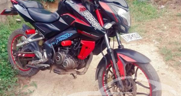 BAJAJ PULSAR NS 150 2017
