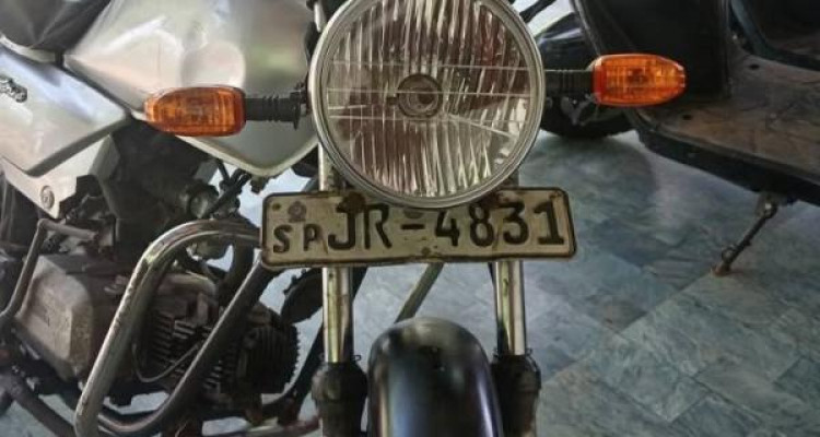 HERO HONDA SPLENDER 2000