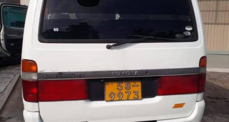 TOYOTA DOLPHIN 1992