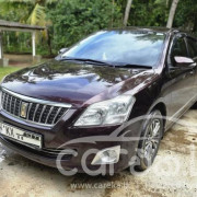 TOYOTA PREMIO 2013