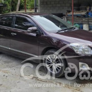 TOYOTA PREMIO 2013