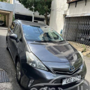 TOYOTA PRIUS 2014