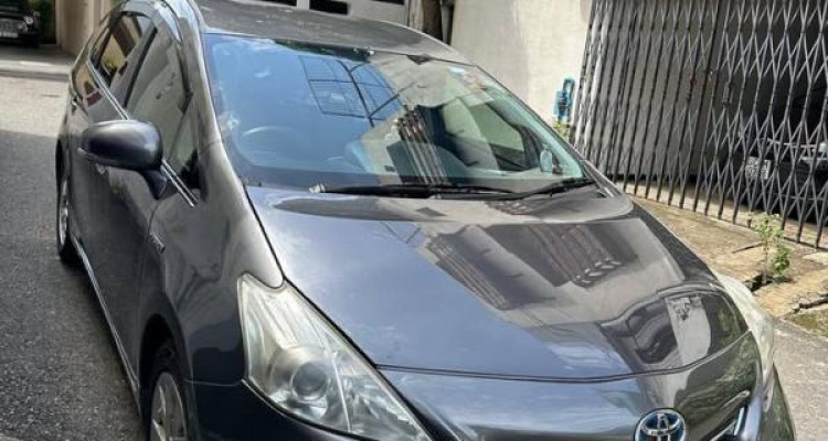 TOYOTA PRIUS 2014