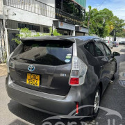 TOYOTA PRIUS 2014