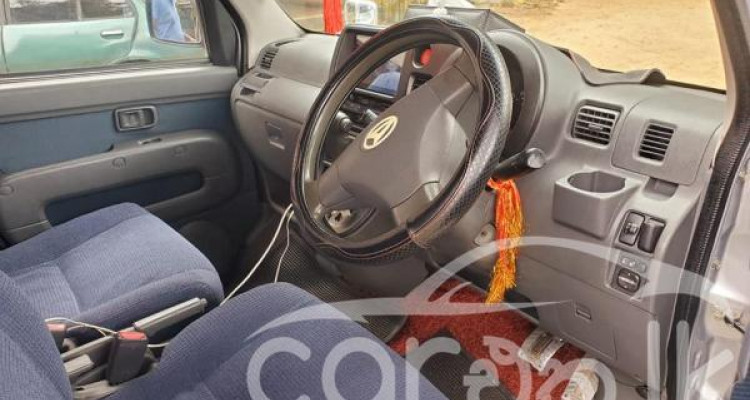 DAIHATSU HIJET 2011