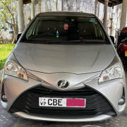 TOYOTA VITZ 2018