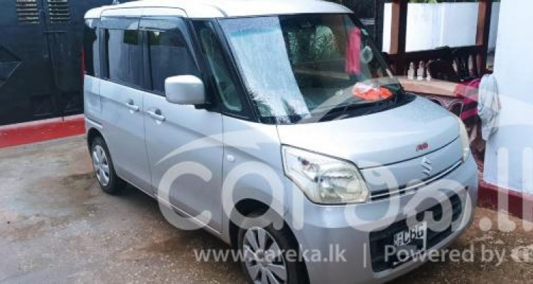 SUZUKI SPACIA 2015