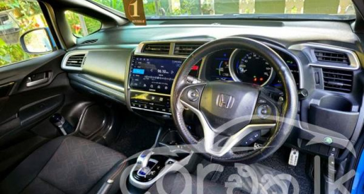 HONDA FIT GP5 2014