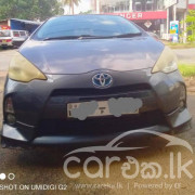 TOYOTA AQUA 2012