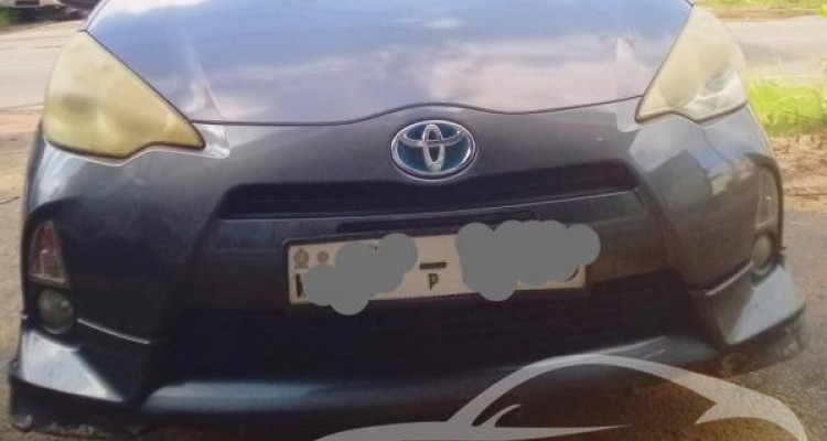 TOYOTA AQUA 2012