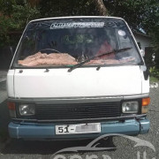 TOYOTA HIACE 1987