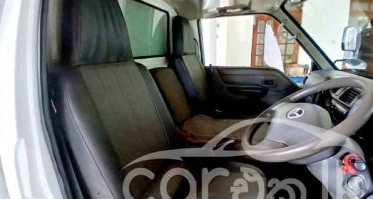 MAZDA BONGO 2015