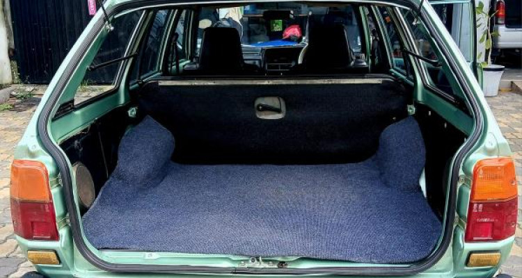 TOYOTA COROLLA DX WAGON 1982