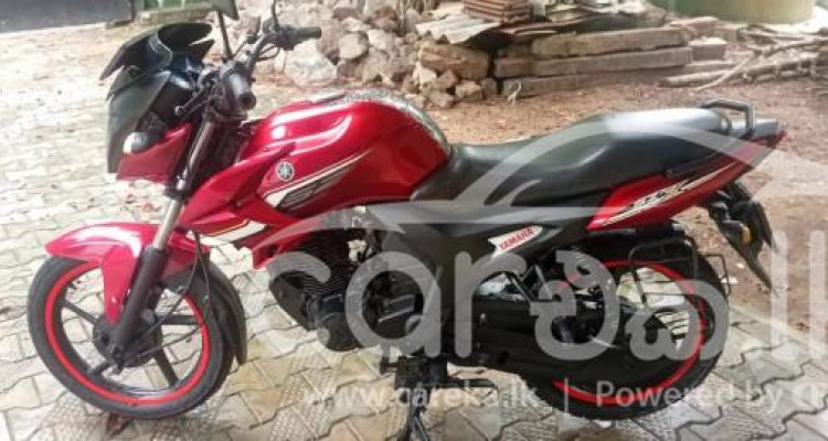 YAMAHA FZ 2013