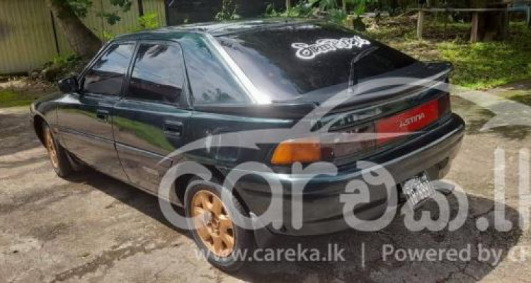 MAZDA ASTINA 1989