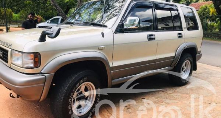 ISUZU BIGHORN 1990