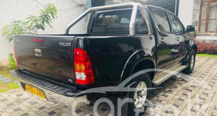 TOYOTA HILUX 2007