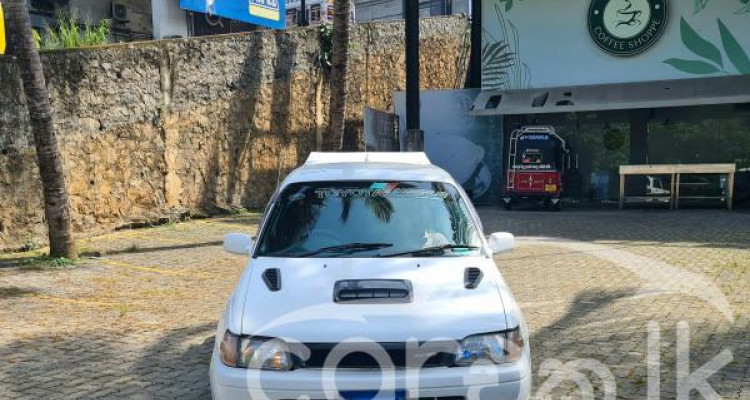 TOYOTA STARLET EP82  1995