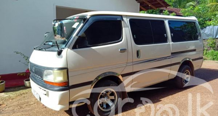 TOYOTA DOLPHIN 1996