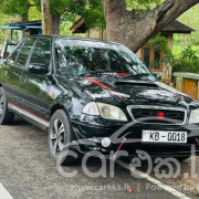 SUZUKI ESTEEM 2005