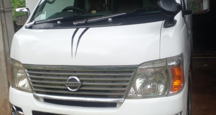NISSAN CARAVAN 2006