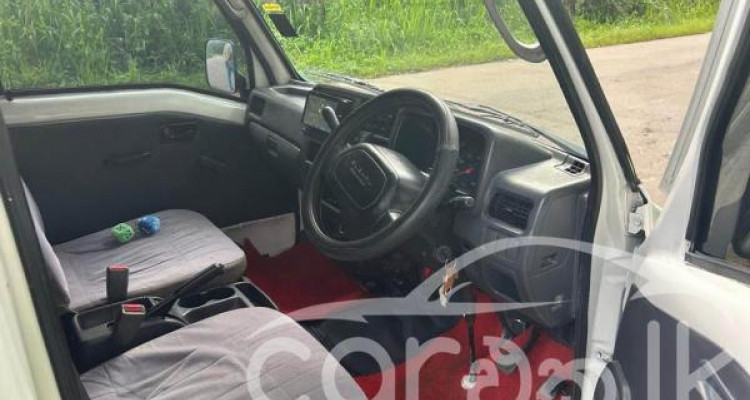 SUBARU SAMBAR 2001