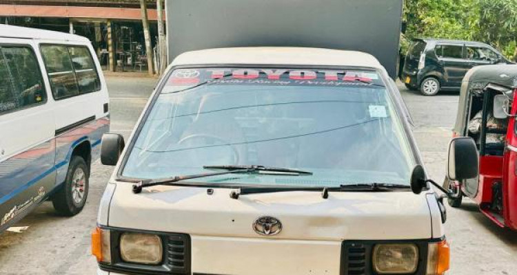 TOYOTA LITEACE 2000