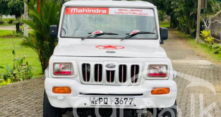 MAHINDRA BOLERO 2011
