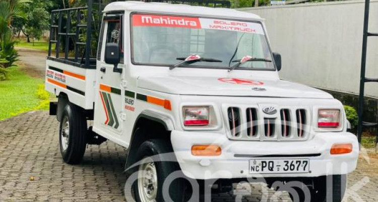 MAHINDRA BOLERO 2011