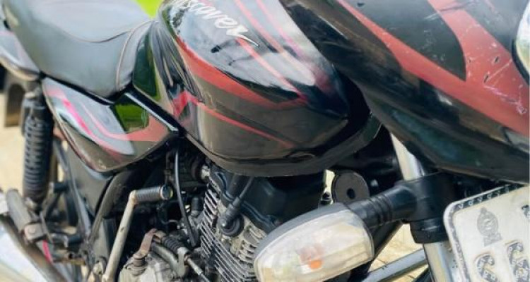 BAJAJ DISCOVER 150 2011