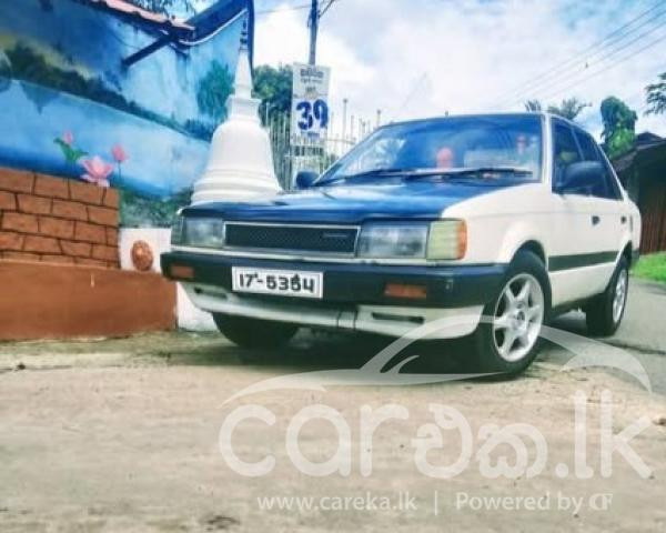 MAZDA FAMILIA 1986