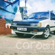 MAZDA FAMILIA 1986