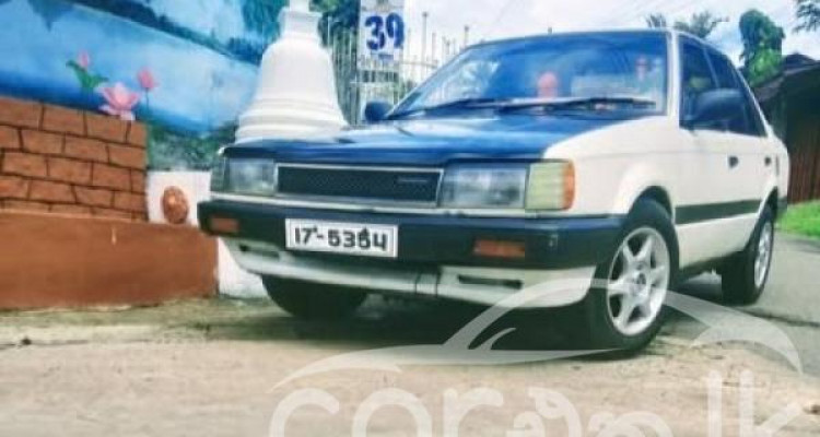 MAZDA FAMILIA 1986