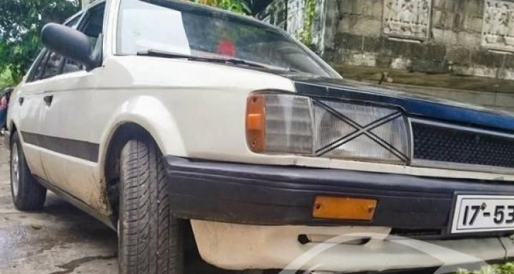 MAZDA FAMILIA 1986