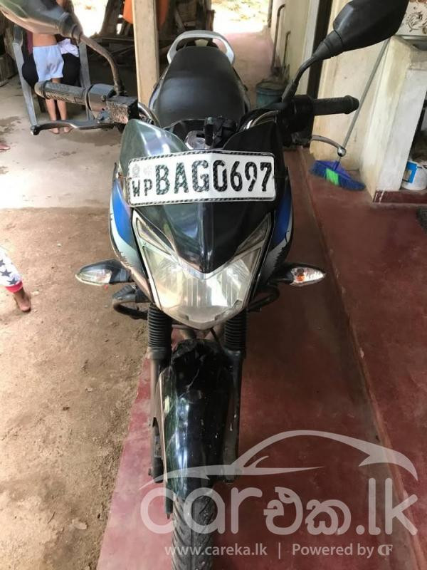 BAJAJ DISCOVER 2016