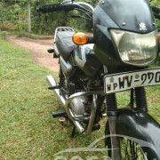 BAJAJ CT100 2011