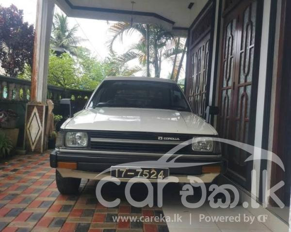 TOYOTA COROLLA DX WAGON 1987
