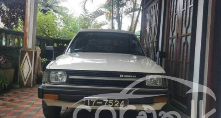 TOYOTA COROLLA DX WAGON 1987